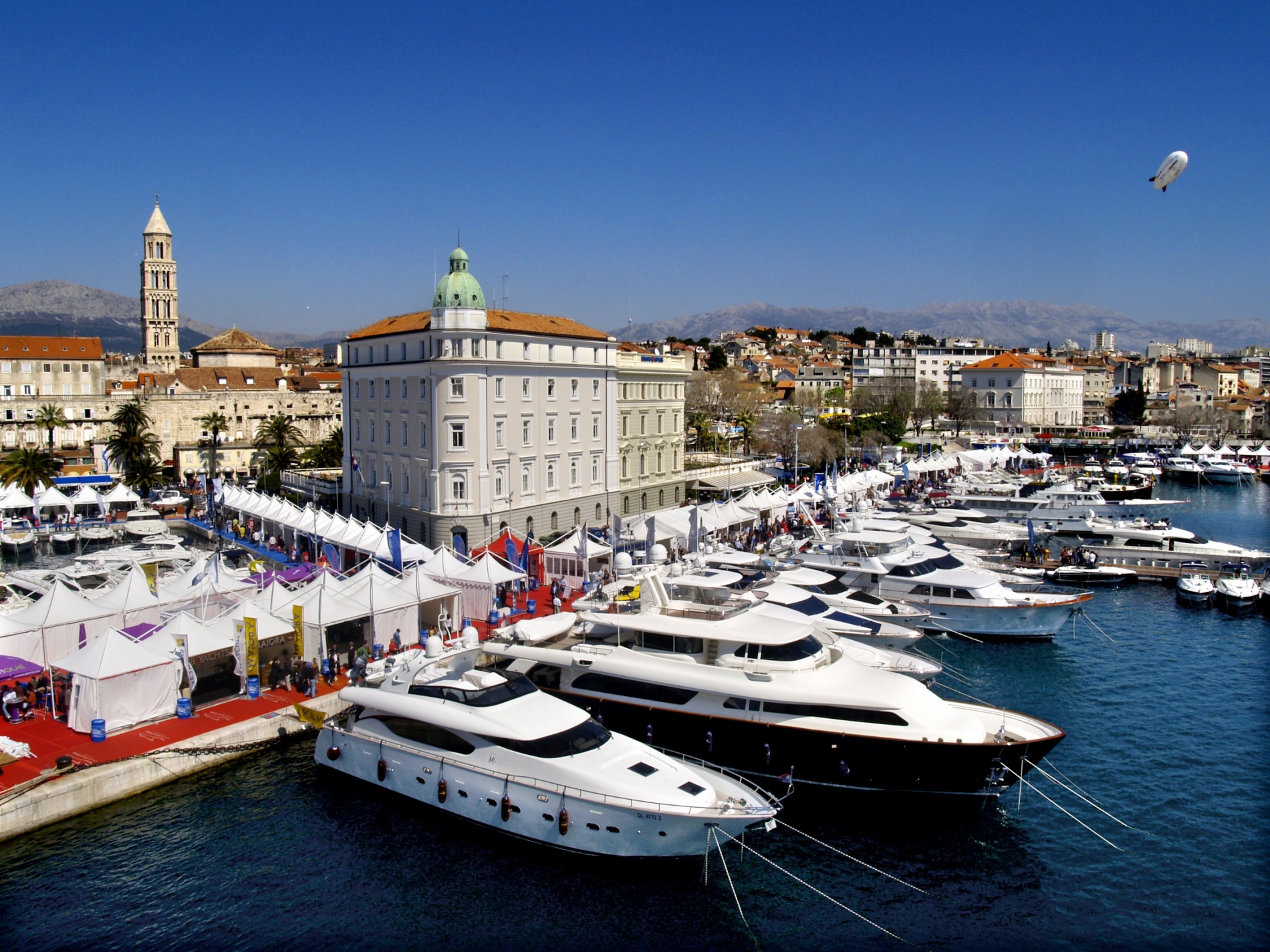 parking-split-marine