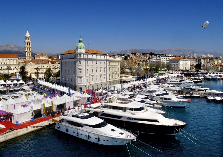 parking-split-marine
