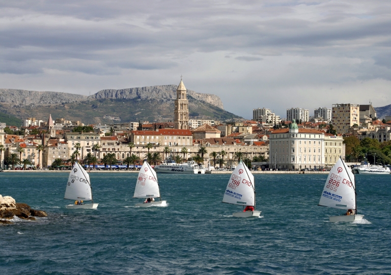 split-parking-sea