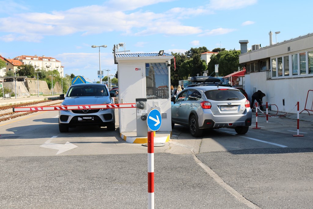 parking-split-6